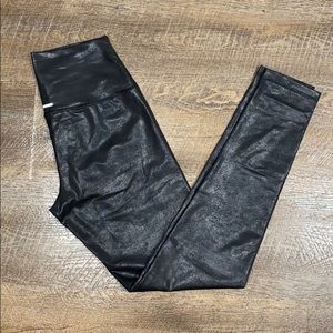 Aerie Black Crackle Leggings Chill.Play.Move Sz M